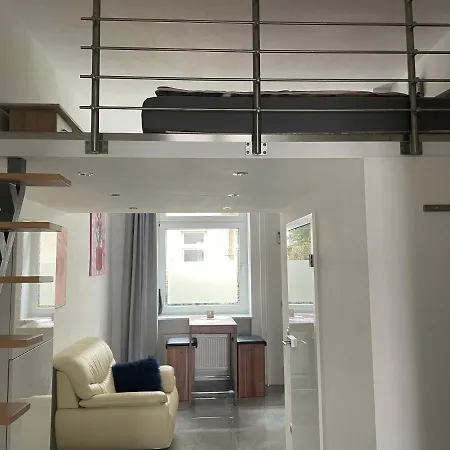 Luxury 60m2 In Wilhelmstadt * Berlin