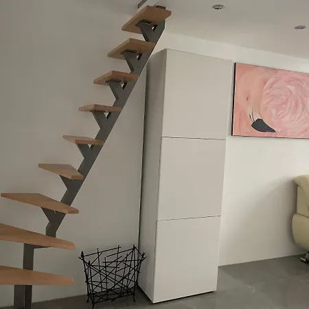 Luxury 60m2 In Wilhelmstadt ברלין