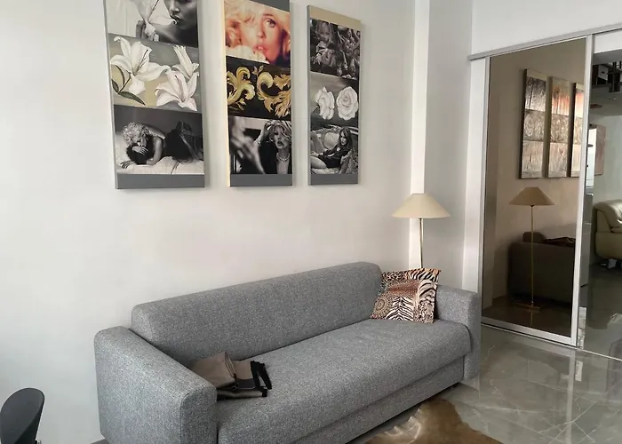 Luxury 60m2 In Wilhelmstadt Lägenhet