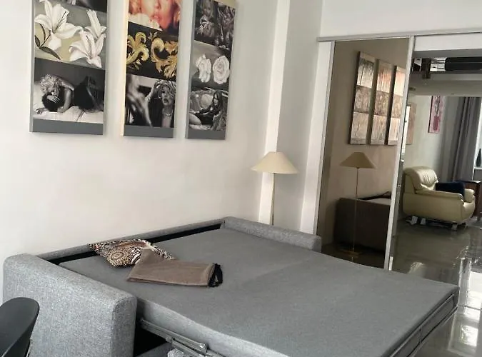 Luxury 60m2 In Wilhelmstadt Apartamento *